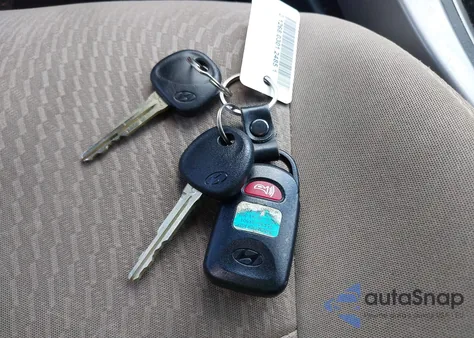 2014 Hyundai Elantra Se z USA, uszkodzony, nr VIN 5NPDH4AE4EH480355